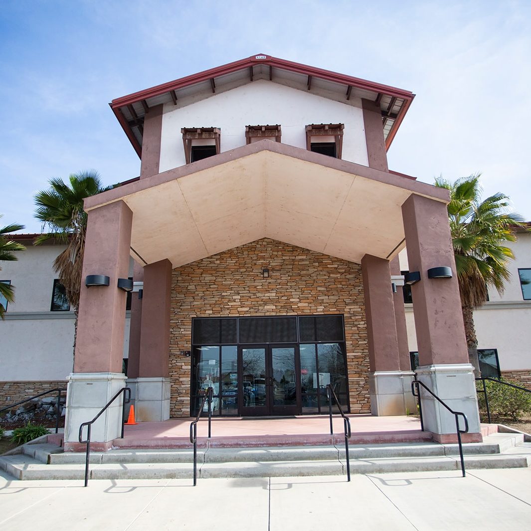 PRO~PT Lindsay Location