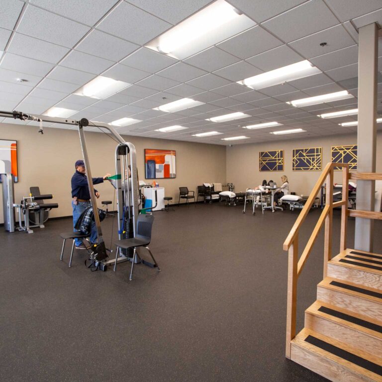 PRO~PT Kingsburg clinic photo 3