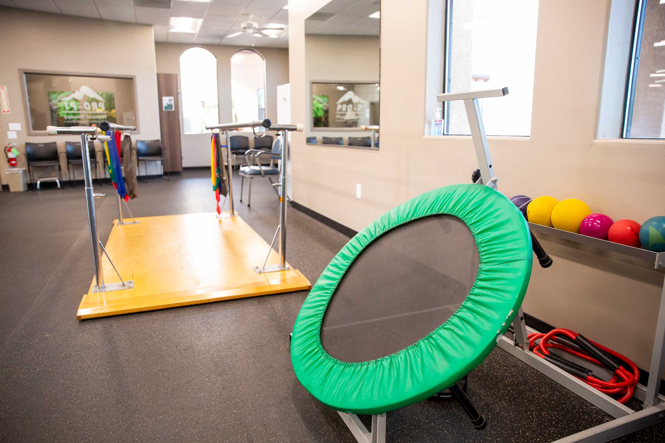 PRO~PT Porterville clinic photo 3